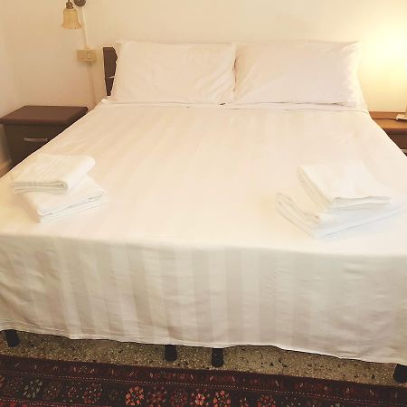 Residenza Ponte Degli Scalzi Venedig Eksteriør billede