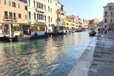Residenza Ponte Degli Scalzi Venedig Eksteriør billede