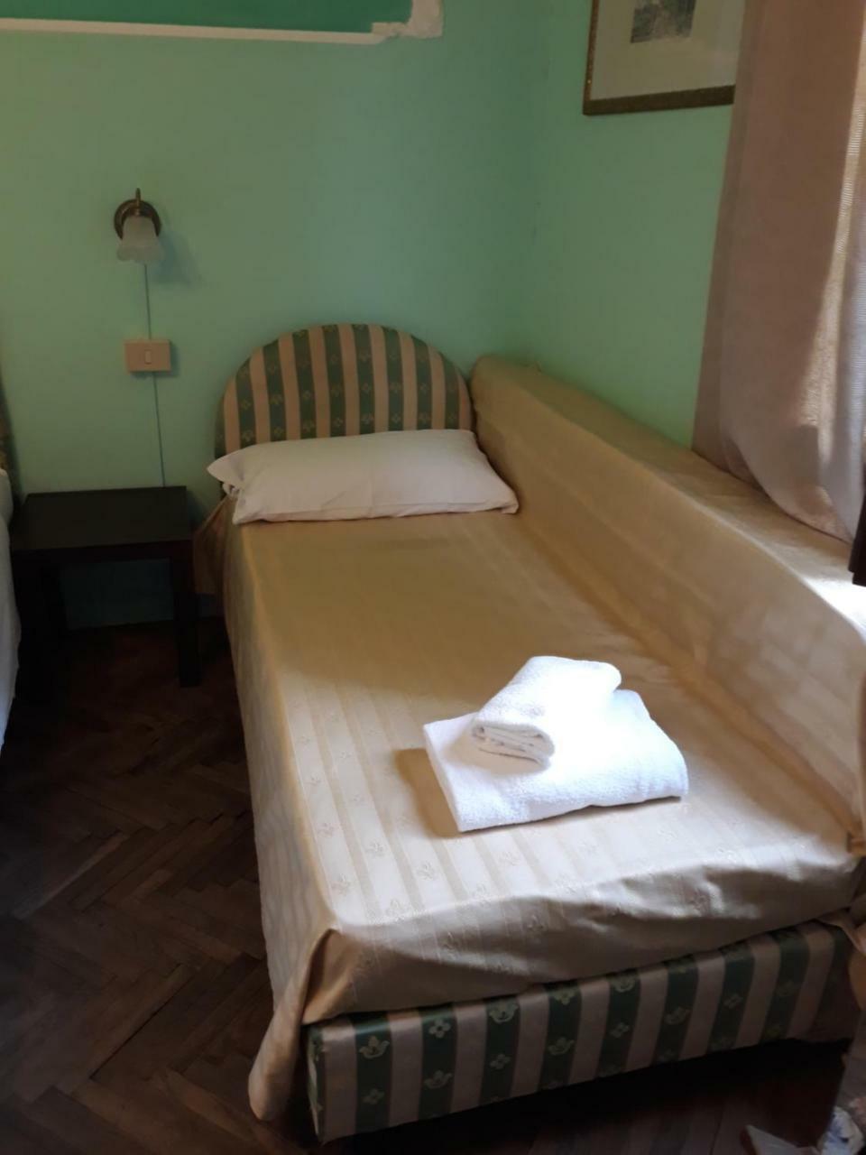 Residenza Ponte Degli Scalzi Venedig Eksteriør billede